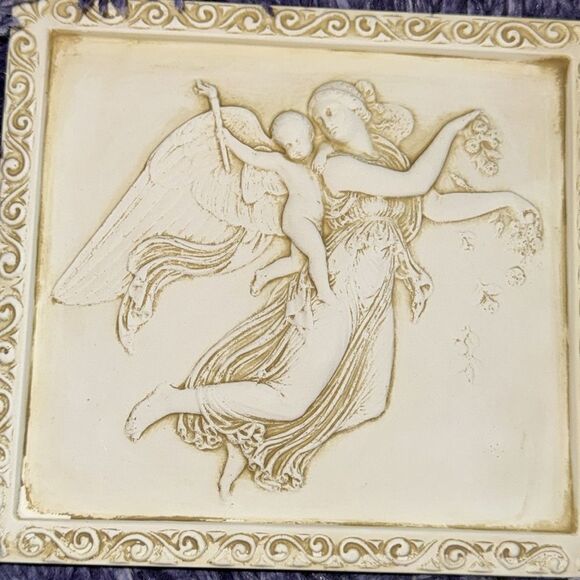 Pier1 chalkware wall hangings.  Greek goddesses.Vintage - Picture 8 of 8